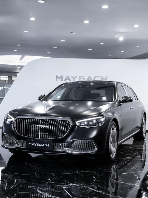 深圳87岚图汽车的售后服务让用户无忧出行，迈巴赫未来的豪华车趋势